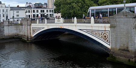 Dublin Fire Brigade called to rescue person from the River Liffey