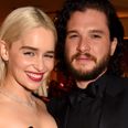 The GOT cast went drinking in Ireland, and every group of mates has the same photo