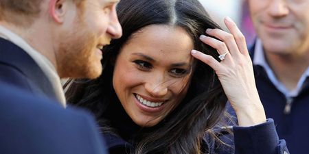 A jeweller has made an exact replica of Meghan Markle’s ring for only €20