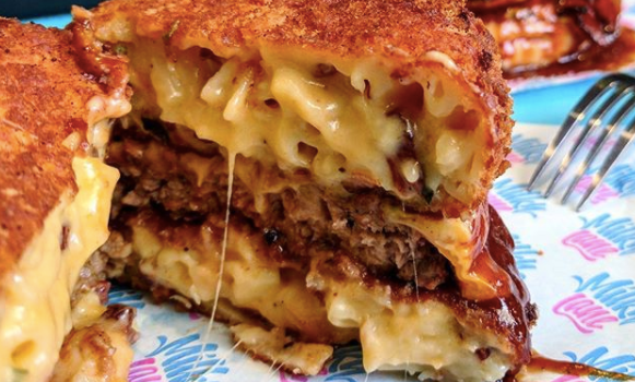 mac and cheese burger