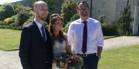 Leo Varadkar crashed a wedding photo and the Twitter comments are just GAS