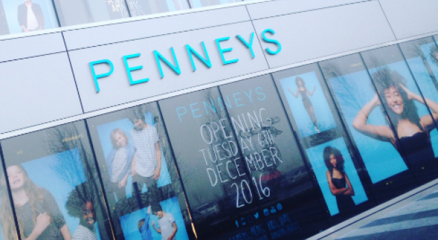 Bloggers are tripping over themselves to show off this super-autumnal Penneys jumper