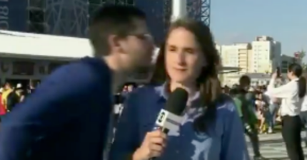 Female journalist has the best response after a man tried to kiss her on live TV