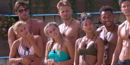 Twitter was howling at this random man in the pool on Love Island last night