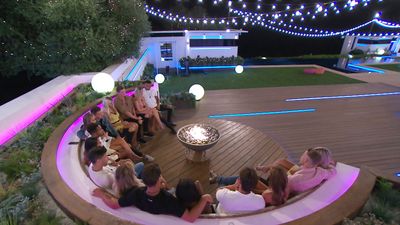 Noooo! Looks like one of our favourite Love Island couples have split up