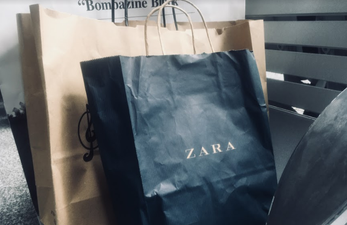We can’t actually believe our luck at finding this FAB €20 Zara dress