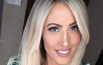 Lisa Jordan showcases growing baby bump in glowing holiday snap