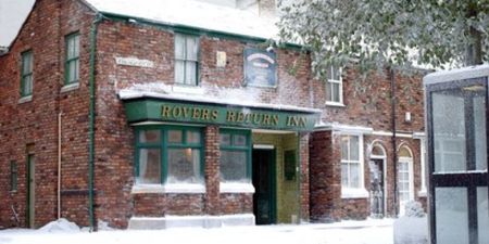 Coronation Street have shared the first look at the Christmas episodes and OMG