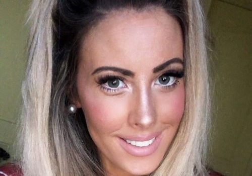 Lisa Jordan just added a new item to her makeup collection...and wowzers