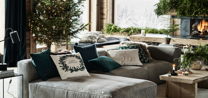 The H M Home Christmas collection has arrived and here are our favourite buys Her.ie