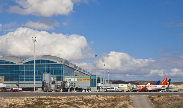 Wicklow woman, 28, dies following accident in Spanish airport