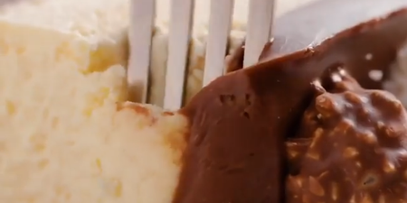 This gooey Ferrero Rocher cheesecake literally has us drooling