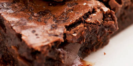 These gooey and fudgy almond flour brownies will get you through January
