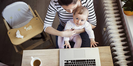 Full-time working mothers are at least 40 percent more stressed, study finds