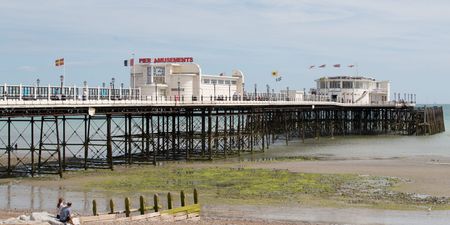 Pier evacuated after ‘chemical spill’ left people vomiting and with sore eyes in UK