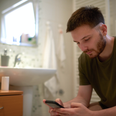 Study finds dads spend 7 hours a year in the bathroom – hiding from their families