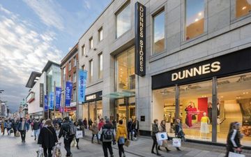 The €15 Dunnes Stores top that we’re totally obsessed with at the moment