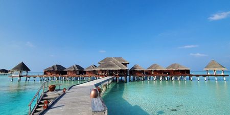 Couple pays €25,000 to work remotely from the Maldives during Covid