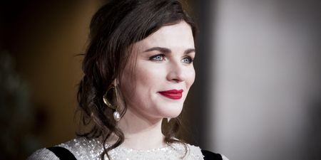Aisling Bea uses sexist article to brilliantly promote local business