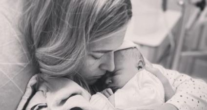 Amy de Bhrún welcomes her second baby
