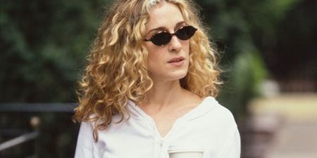 How to recreate Carrie Bradshaw’s iconic 90s makeup looks