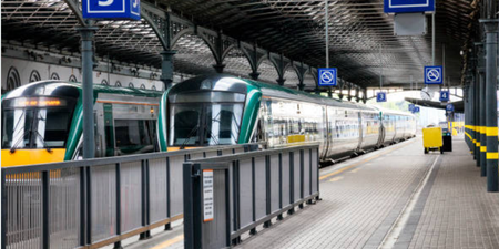 Hilarious moment Irish Rail passenger spots “collapsed man” on platform
