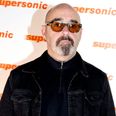 Former Oasis guitarist Bonehead diagnosed with tonsil cancer