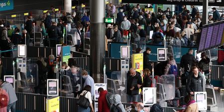 Dublin Airport apologises to passengers amid “significant queues”
