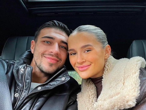 Love Island's Molly Mae & Tommy Fury Announce Engagement - hitched