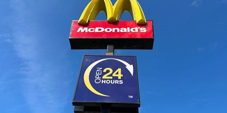 Flight attendant quits job because McDonald’s pays better