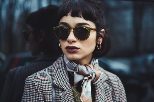 Optician lists reasons why we need to wear sunglasses in winter