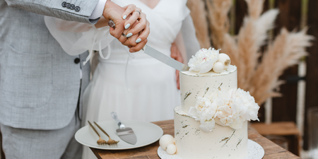 ‘Am I wrong for not banning strawberries from my wedding cake?’