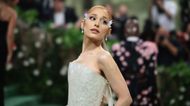 Ariana Grande’s ‘perfect’ perfume with thousands of five-star ratings has price cut